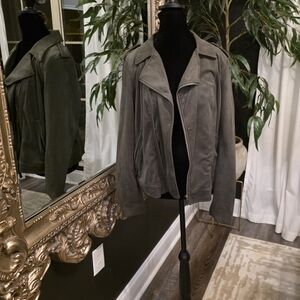 Who What Wear Faux Suede Moto Jacket – Women’s Size Large